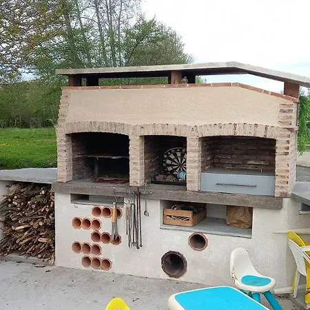 Emplacement Toile De Tente , Caravane , Car Campsite Beaufay
